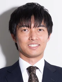 井上 史大 氏